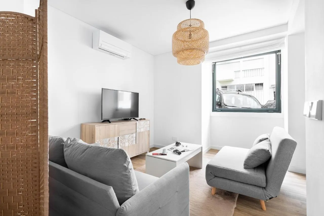 Altido Modern Central Self-Check In Studio In Estrela Lisbon Apartment